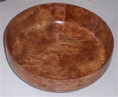 The winning  burr oak bowl by Syd Weatherbey